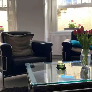 Regency Seafront Apartment Brighton