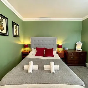 Regency - Marine Square By Crown Gardens Apartment Brighton