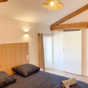 https://le-croco.hotels-rhonealpes.com