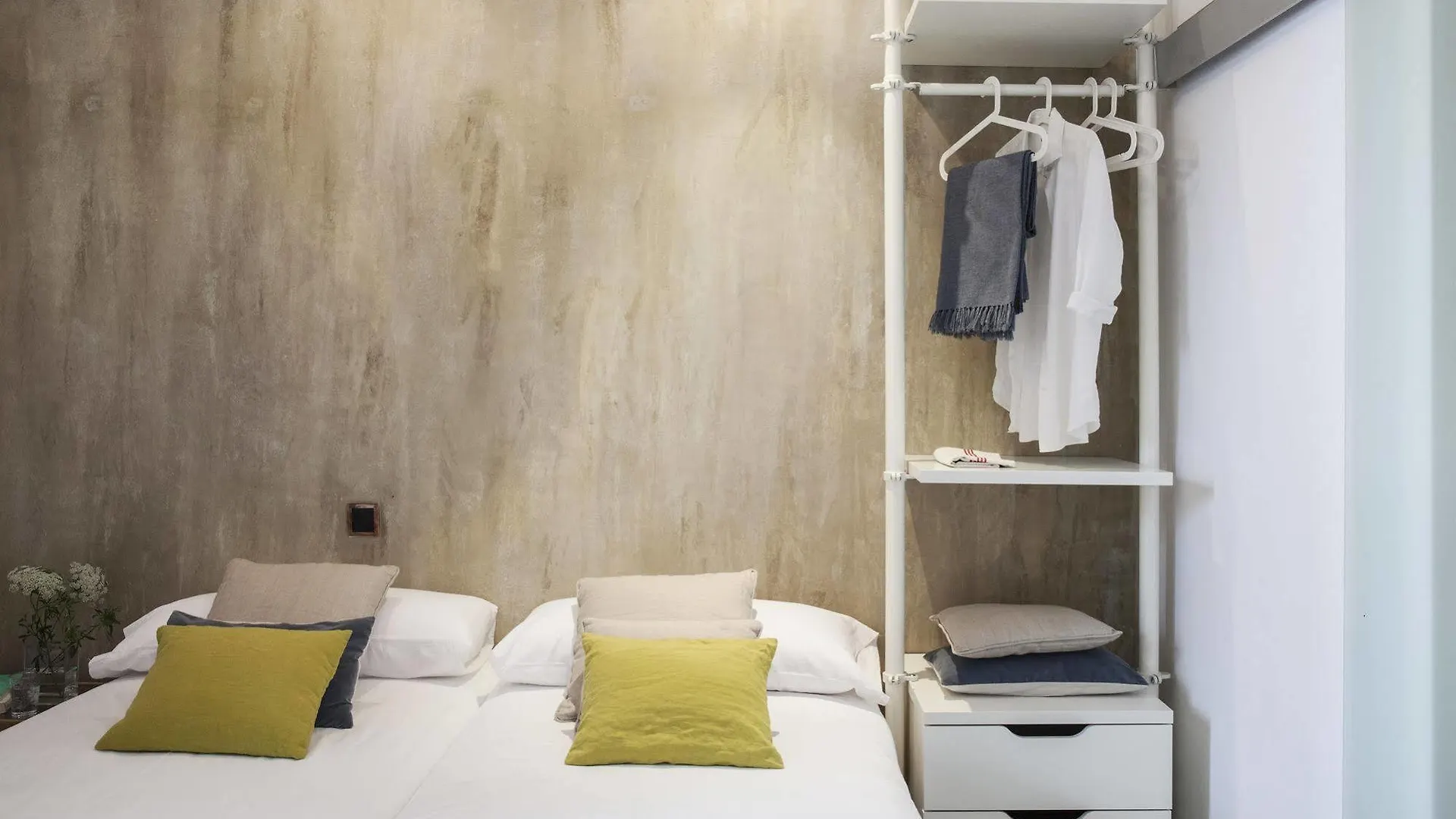 Ainb Born-Dames Apartments Barcelona 0*,  Spain