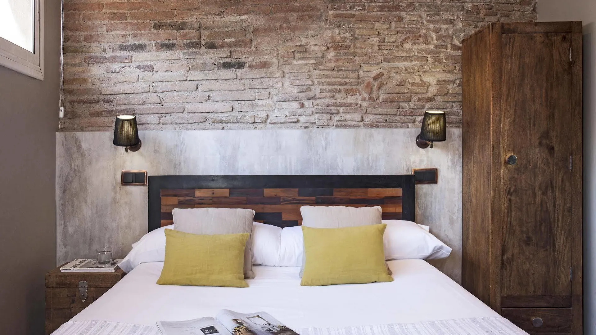 Ainb Born-Dames Apartments Barcelona 0*,